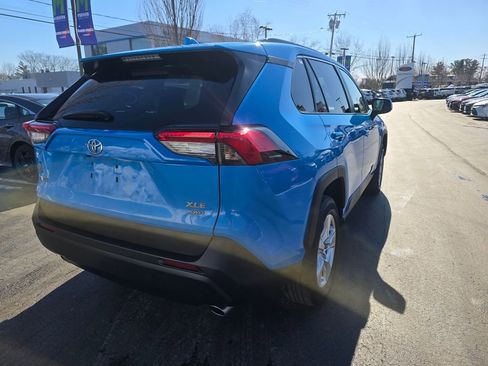 Certified 2021 Toyota RAV4 XLE w/ Carpet Mat Package (TMS) image 6