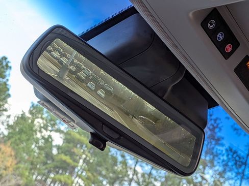 Used 2019 Cadillac Escalade Luxury image 30