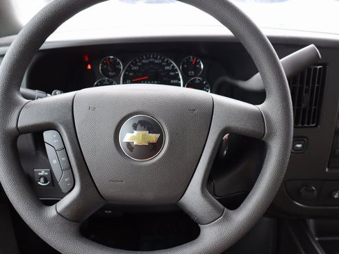 New 2025 Chevrolet Express 3500 w/ Power Convenience Package image 13