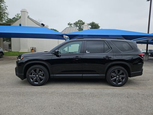 New 2026 Honda Pilot Sport image 2