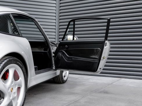 Used 1998 Porsche 911 Carrera 4S image 47