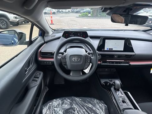 New 2026 Toyota Prius Plug-In Hybrid FWD image 11