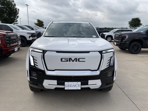 New 2025 GMC Sierra EV Denali image 2