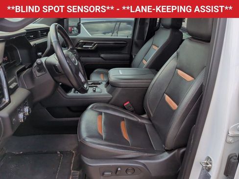 Used 2024 GMC Sierra 2500 AT4 w/ AT4 Premium Plus Package AWD/4WD image 11