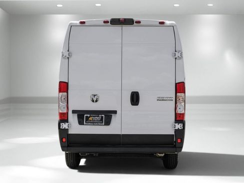 Used 2023 RAM ProMaster 2500 FWD image 7