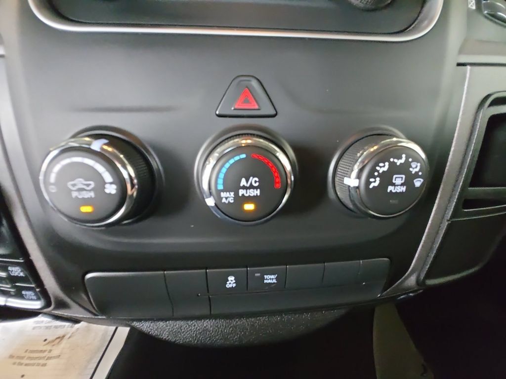 Used 2019 RAM 1500 Tradesman w/ Tradesman SXT Package AWD/4WD image 17