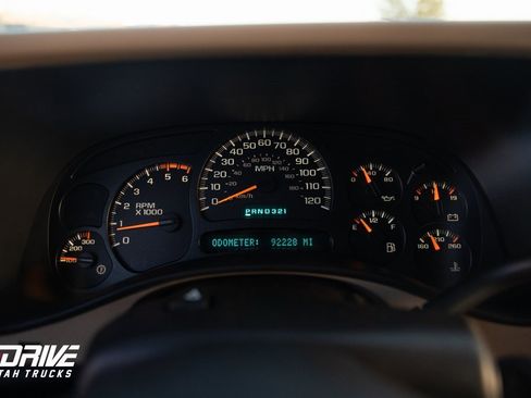 Used 2003 Chevrolet Silverado 2500 LT image 27