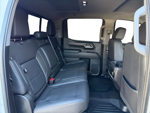 Used 2024 GMC Sierra 1500 SLT w/ SLT Convenience Package image 20