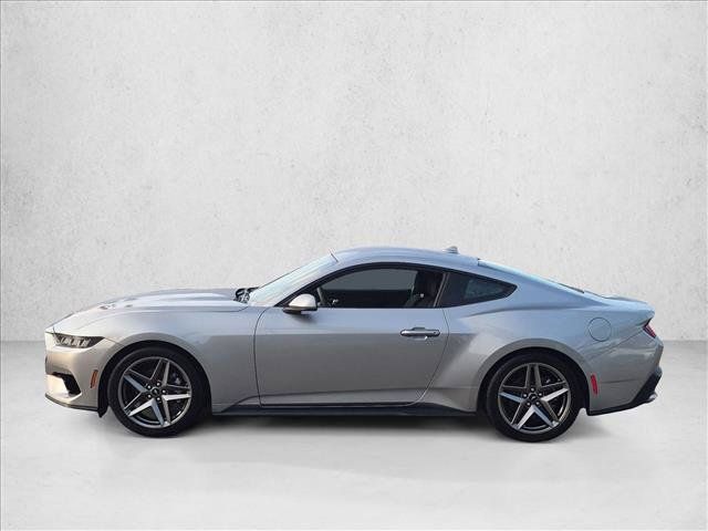 Used 2024 Ford Mustang Coupe RWD image 9