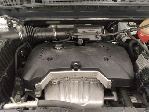 Used 2019 Chevrolet Blazer L FWD image 30
