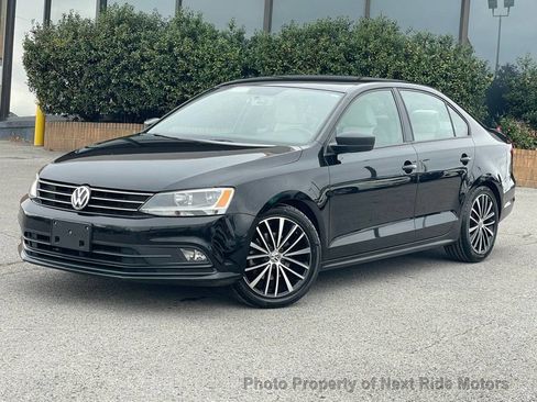 Used 2016 Volkswagen Jetta Sport image 28