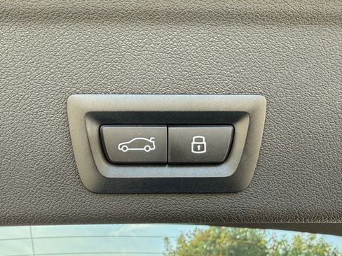 New 2026 BMW X6 xDrive40i image 16