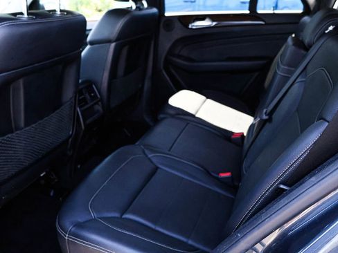 Used 2015 Mercedes-Benz ML 350 4MATIC image 23