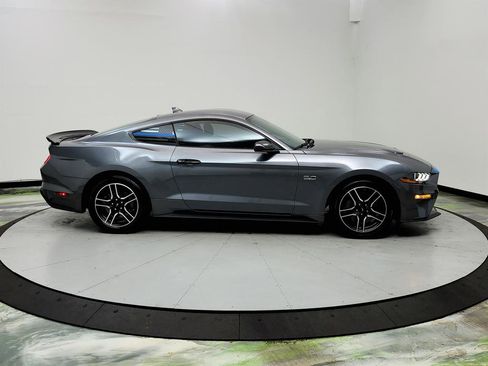 Used 2021 Ford Mustang GT image 4