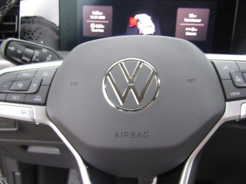 New 2026 Volkswagen Tiguan S AWD/4WD image 29