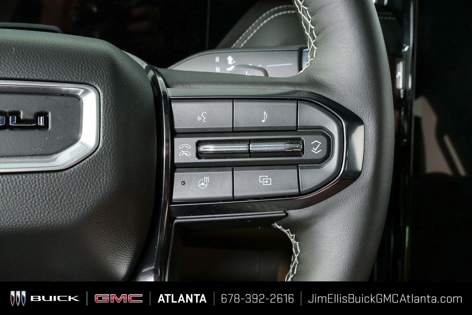 Used 2025 GMC Yukon XL Denali Ultimate w/ LPO, Floor Liner Package AWD/4WD image 13