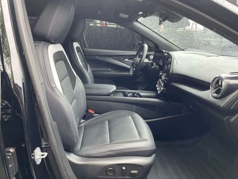 Used 2024 Chevrolet Blazer EV LT AWD/4WD image 18