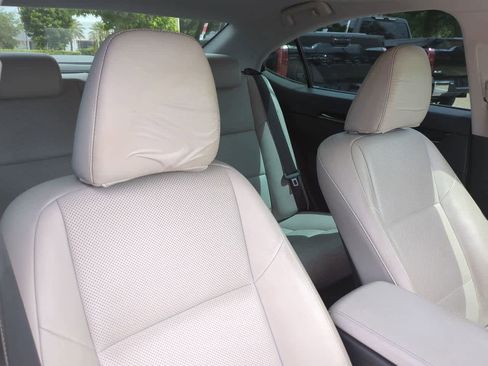 Used 2017 Lexus ES 350 FWD image 7