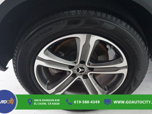 Used 2019 Mercedes-Benz GLC 300 image 13