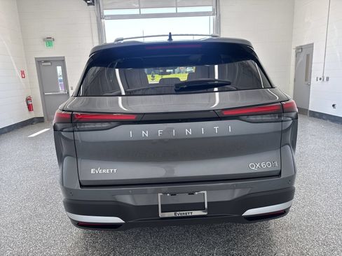 Certified 2026 INFINITI QX60 Luxe w/ Cargo Package AWD/4WD image 3