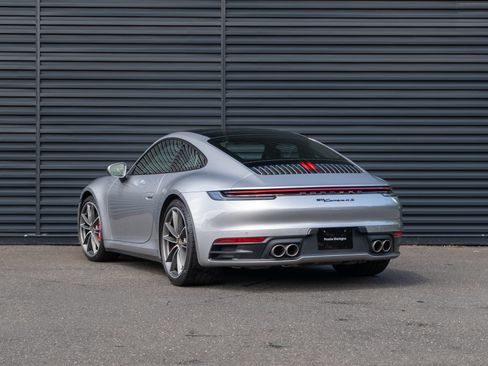 Certified 2021 Porsche 911 Carrera 4S AWD/4WD image 3