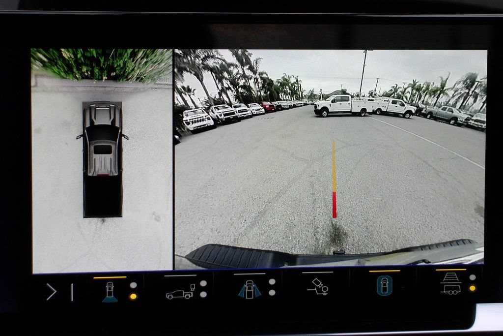 Used 2024 Chevrolet Silverado 2500 High Country w/ Technology Package AWD/4WD image 33
