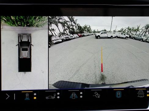 Used 2024 Chevrolet Silverado 2500 High Country w/ Technology Package AWD/4WD image 33