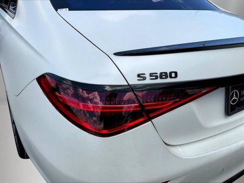 Certified 2023 Mercedes-Benz S 580 4MATIC Sedan image 24