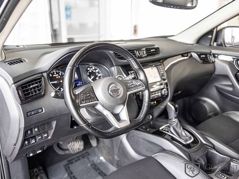 Used 2021 Nissan Rogue Sport SL w/ Premium Package AWD/4WD image 20
