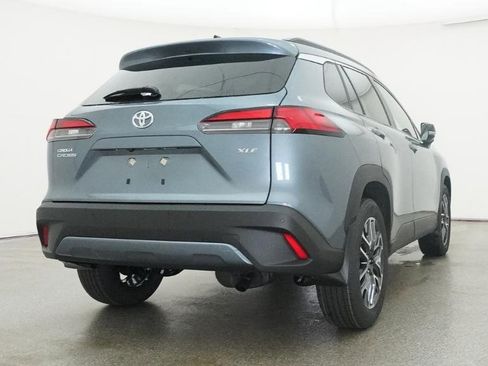 New 2026 Toyota Corolla Cross XLE FWD image 6