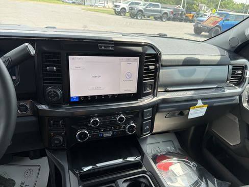 New 2026 Ford F350 Lariat w/ Black Appearance Package AWD/4WD image 22