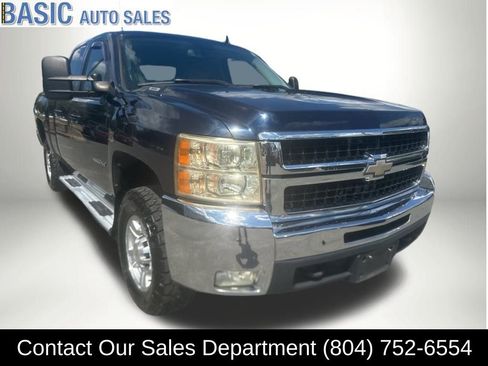 Used 2010 Chevrolet Silverado 2500 LTZ w/ Convenience Package image 5
