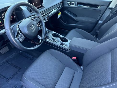 Used 2024 Honda Civic EX image 4