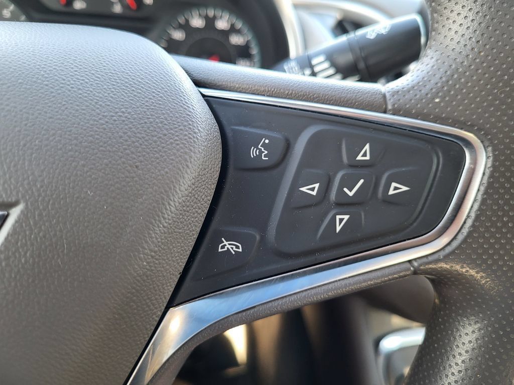 Used 2025 Chevrolet Malibu LT FWD image 15
