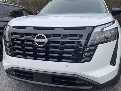 New 2026 Nissan Pathfinder SV image 20