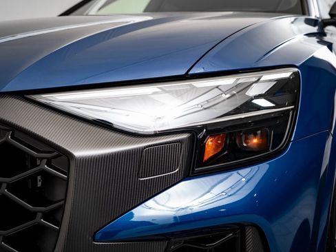 New 2026 Audi RS Q8 performance image 16