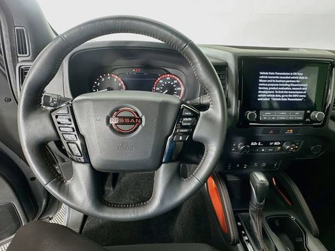 Used 2022 Nissan Frontier Pro-X RWD image 11