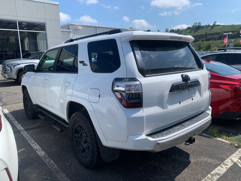 Used 2024 Toyota 4Runner TRD Off-Road Premium w/ Off Road Premium Plus Package AWD/4WD image 4