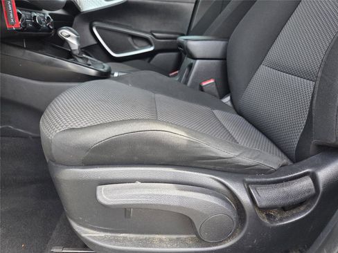 Used 2022 Kia Soul LX image 17