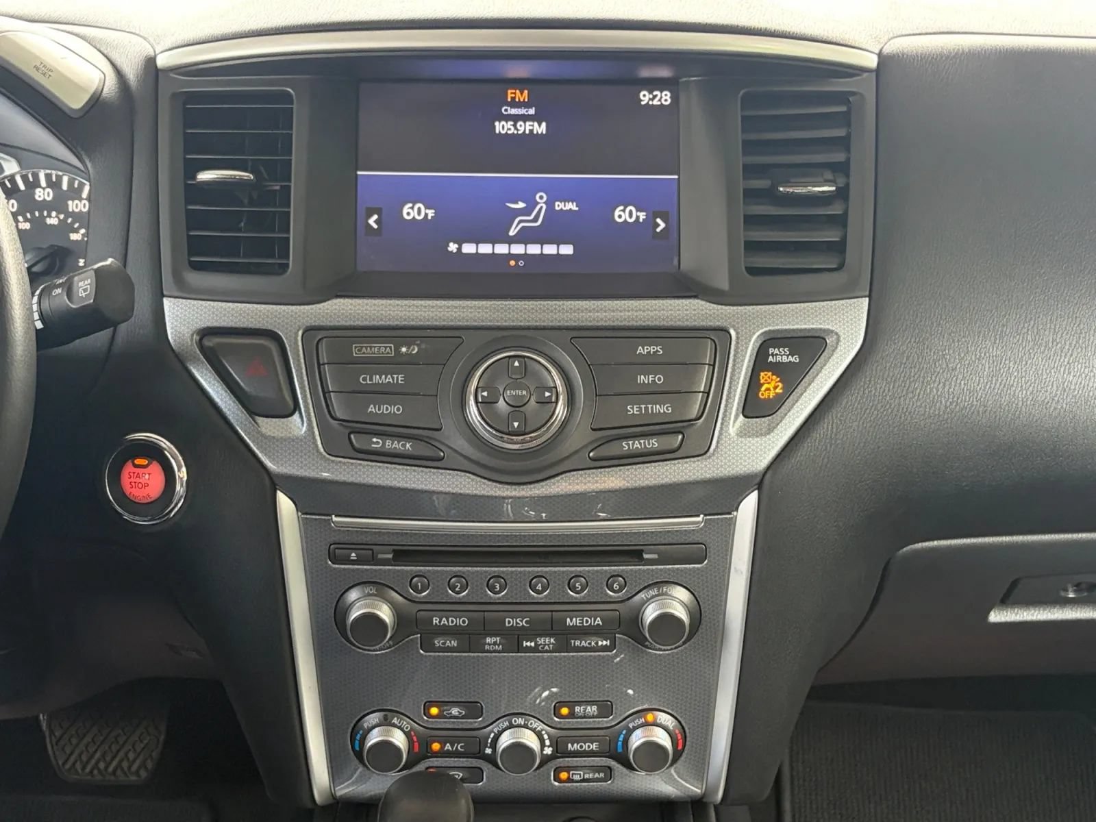 Used 2017 Nissan Pathfinder SL AWD/4WD image 25