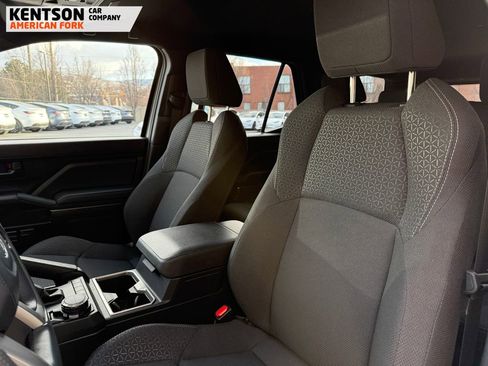 Used 2025 Toyota 4Runner SR5 image 24