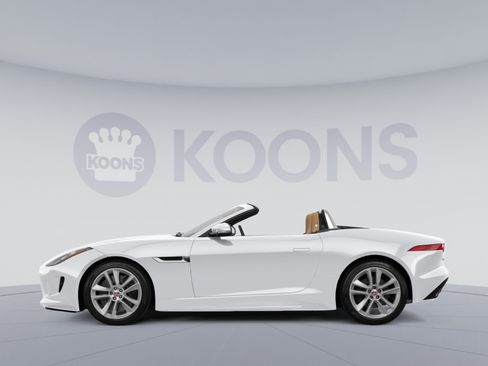 Used 2016 Jaguar F-TYPE Coupe RWD image 2