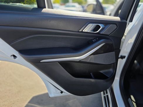 Used 2024 BMW X5 sDrive40i w/ Premium Package RWD image 22