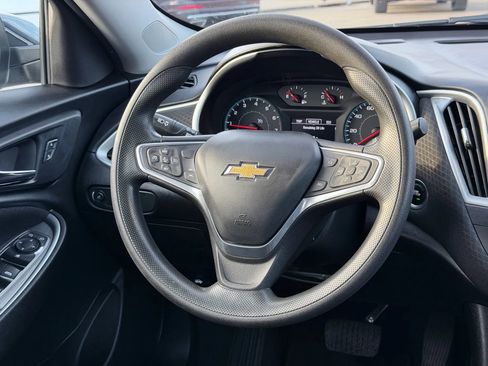 Used 2023 Chevrolet Malibu LT image 15