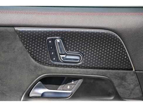 Certified 2025 Mercedes-Benz GLA 250 4MATIC image 20