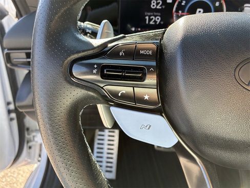 Used 2025 Hyundai Elantra N image 22