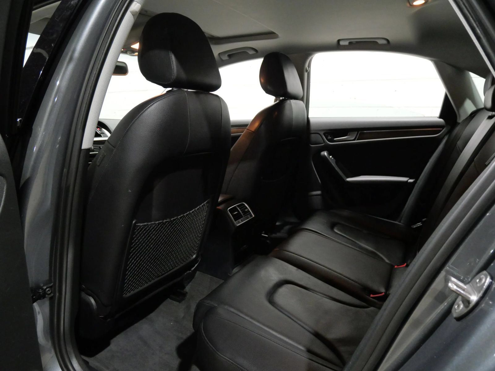 Used 2015 Audi A4 2.0T Premium w/ Audi MMI Navigation AWD/4WD image 12