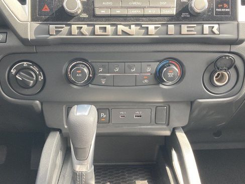 Used 2026 Nissan Frontier SV AWD/4WD image 16