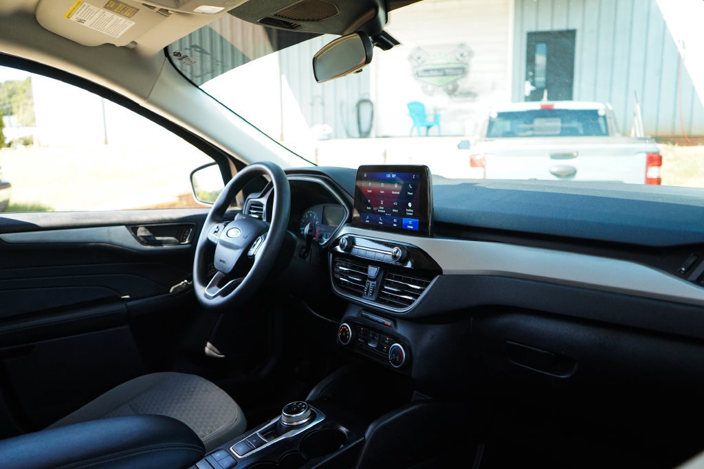 Used 2022 Ford Escape SE FWD image 14