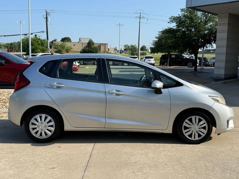 Used 2016 Honda Fit LX image 6